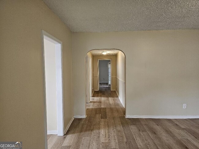 Building Photo - 5215 Springdale Rd