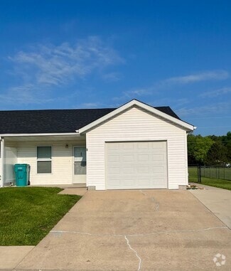 Building Photo - 56 Montee Dr