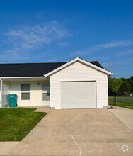 Building Photo - 56 Montee Dr