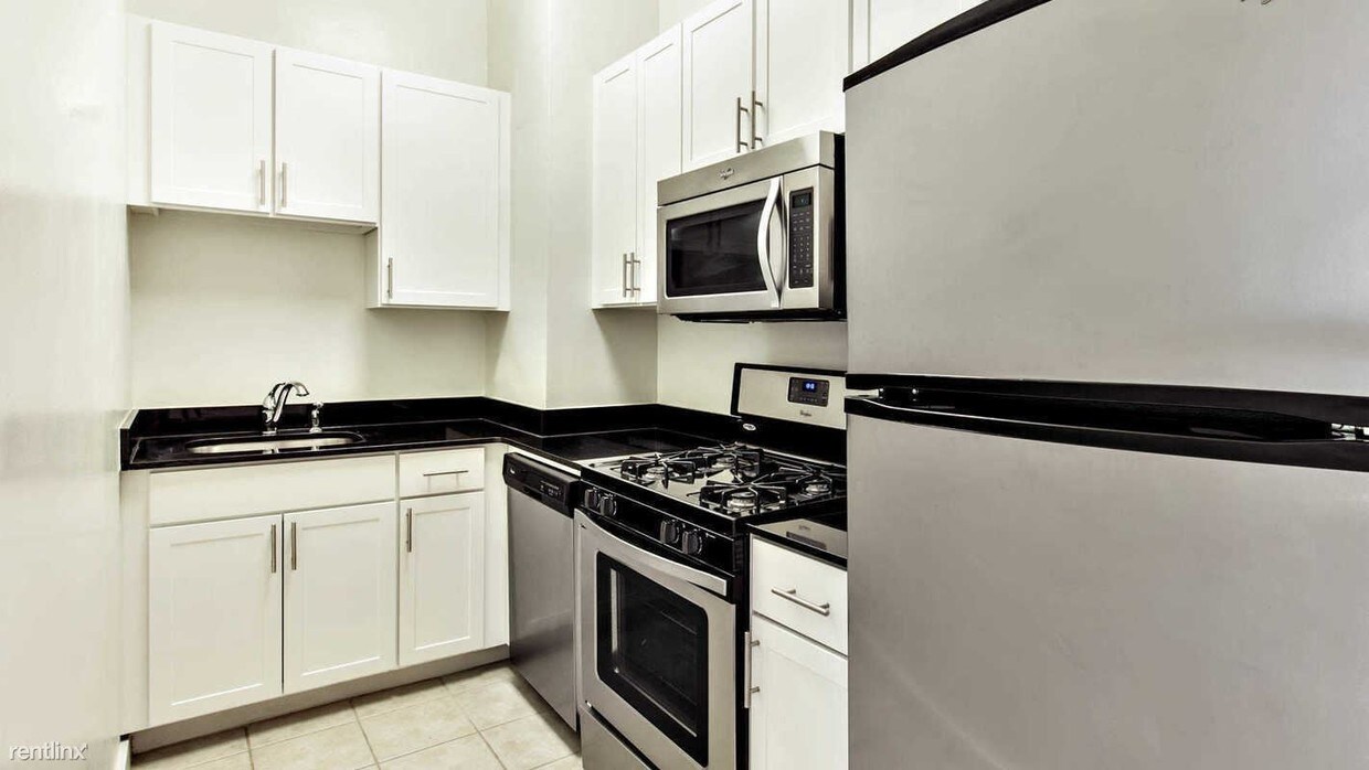 Primary Photo - 2 br, 2 bath Apartment - 240 E 40th St