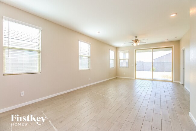 Foto del edificio - 3711 E Appaloosa Dr
