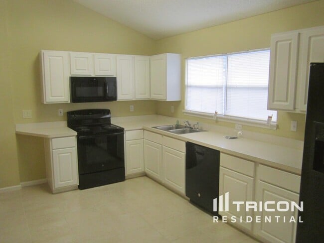 Foto del edificio - 938 Cherry Point Way