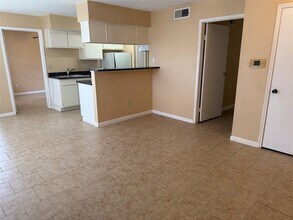 Building Photo - 2750 Holly Hall St