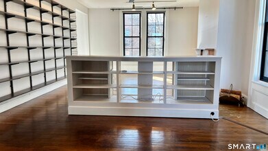 Building Photo - 34-36 Charter Oak Pl