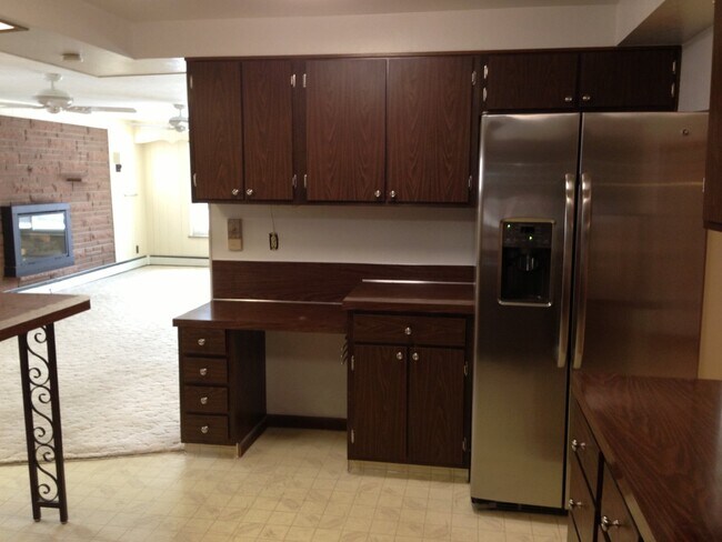 Foto del edificio - Beautiful 3BR/2BA home ! Great yard & garage