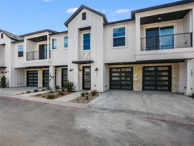 Foto del edificio - 12001 Vista Parke Dr