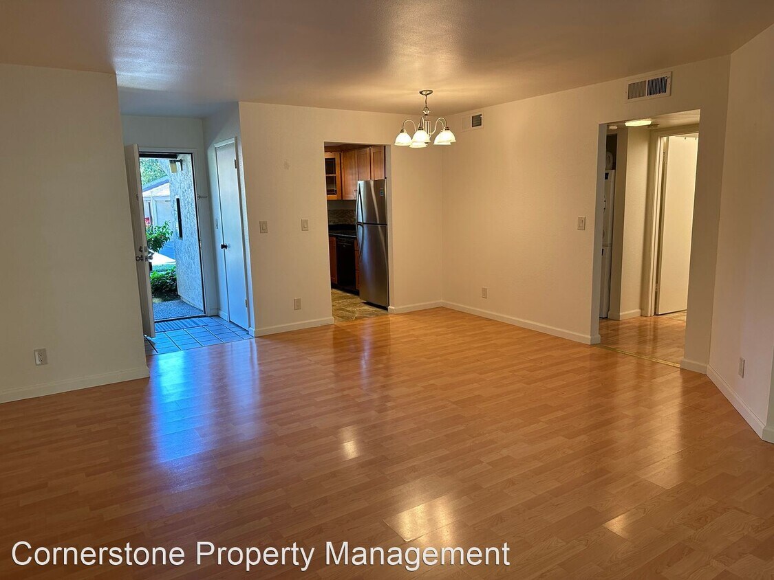 Foto principal - 2 br, 1 bath House - 1001 E Evelyn Ter #157