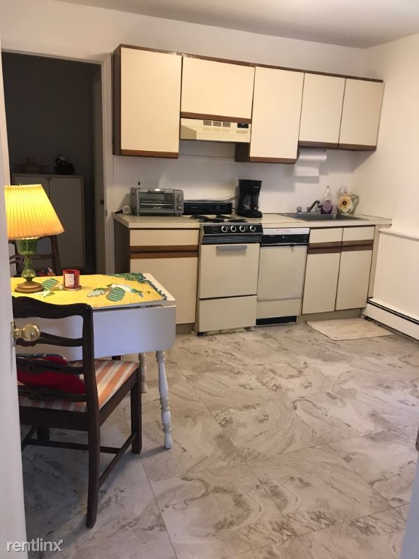 Building Photo - 1 br, 1 bath Apartment - 3 Perry Place