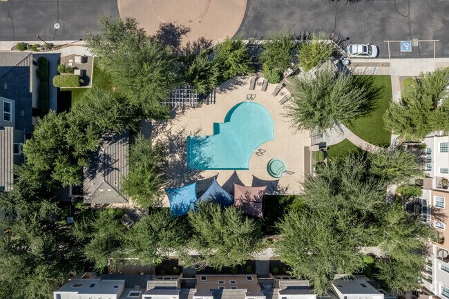 Pool - Barolo Condominiums
