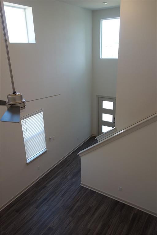 Building Photo - 7701 Jacobean WY