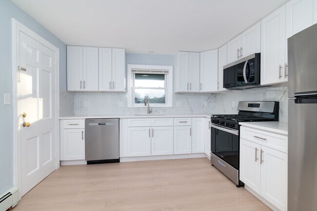 Foto del edificio - 7 Langley Cir