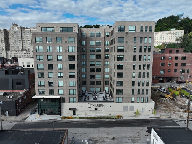 Building Photo - The Julian