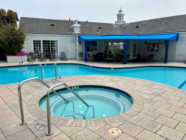 Foto del edificio - 300 Cagney Ln