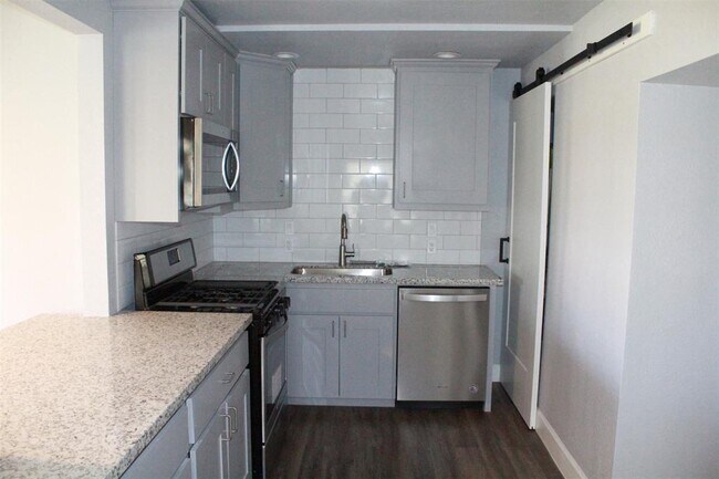 Foto del edificio - 25725 FM 2100