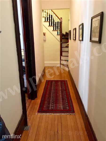 Building Photo - 50 Burroughs St