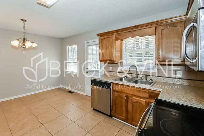Building Photo - 4501 Bonnett Way