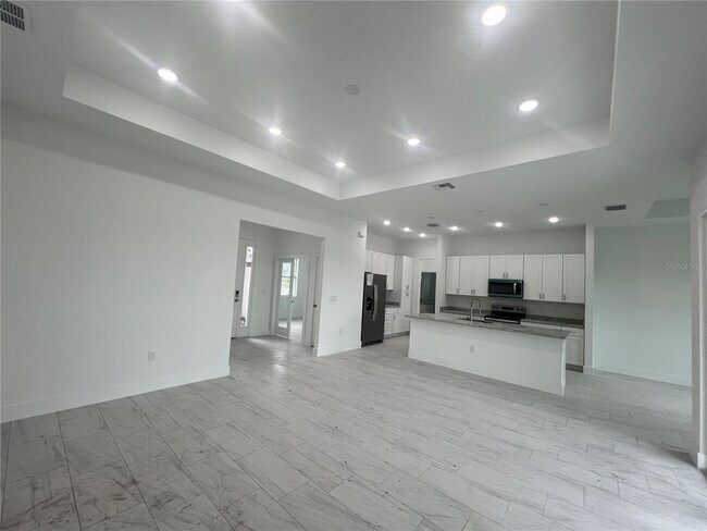 Building Photo - 17 Beam Ct