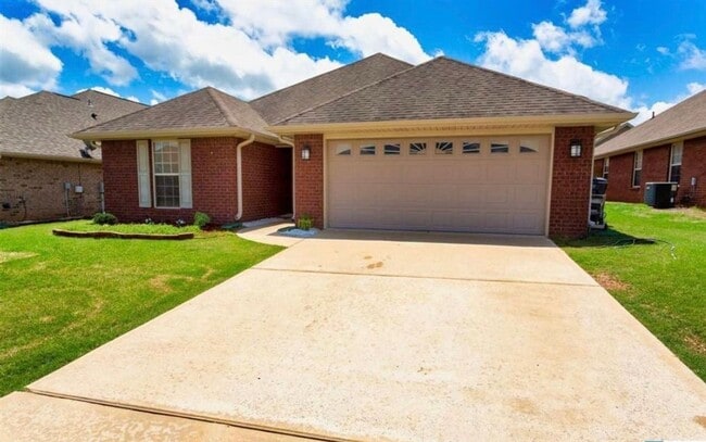 Building Photo - New For Rent in Moody!