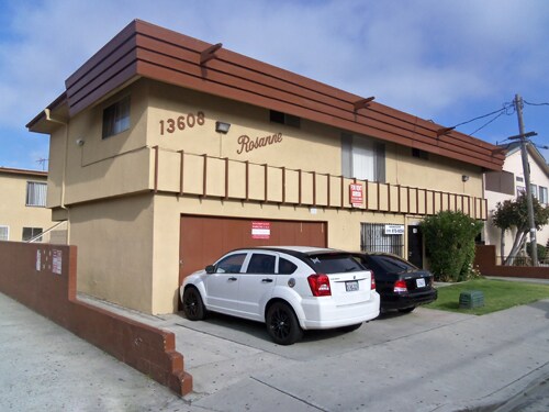 Primary Photo - 13608 Kornblum Ave
