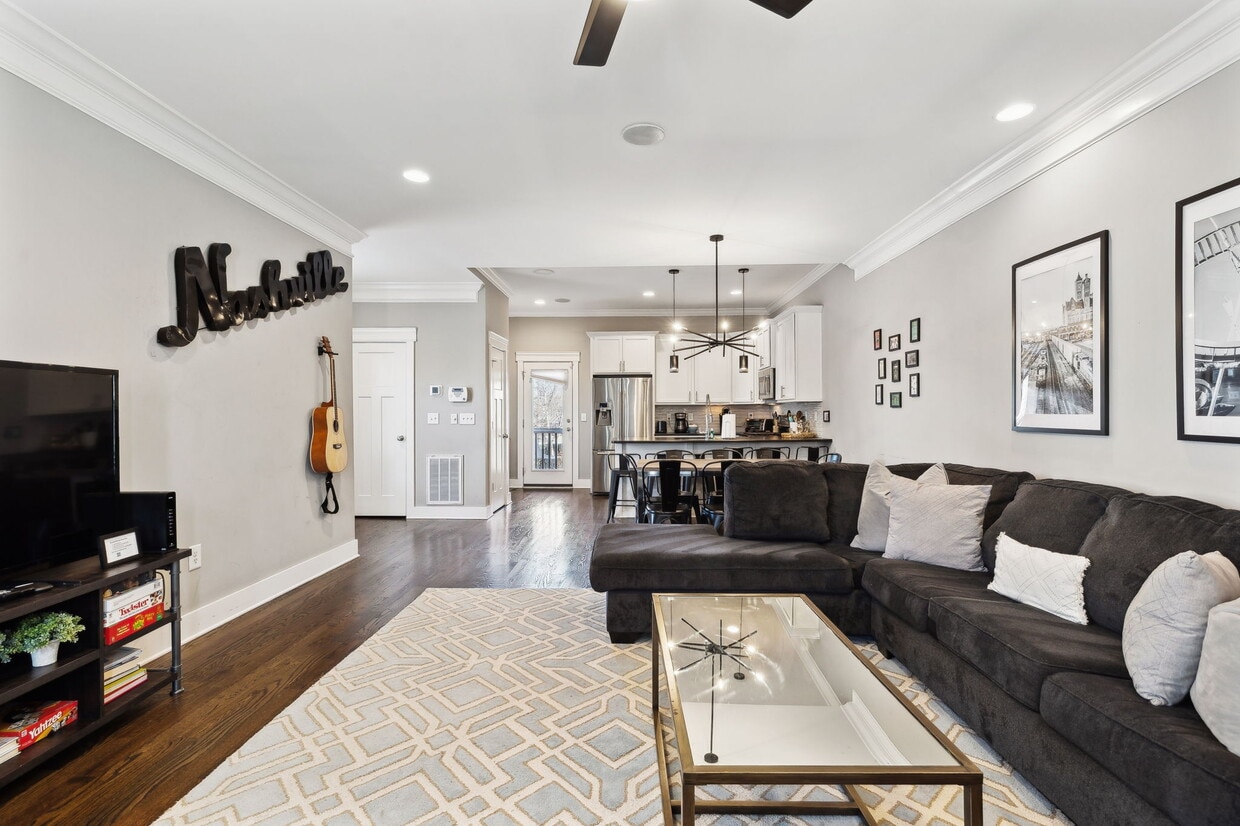 Photo - 1308 Wedgewood Ave (Nashville, TN)
