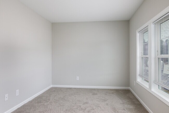 Foto del edificio - 519 Tussey Dr