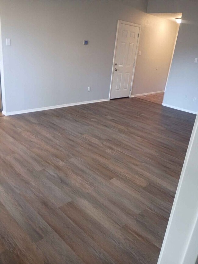 Foto del edificio - 10810 Kentington Oak Dr