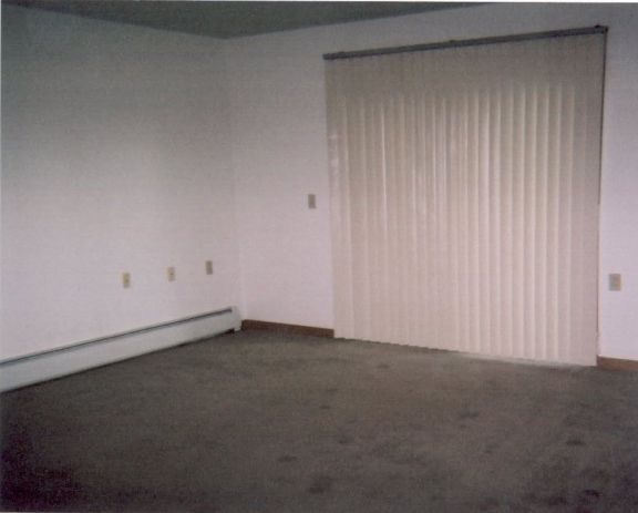 Building Photo - 333 Bree Rd