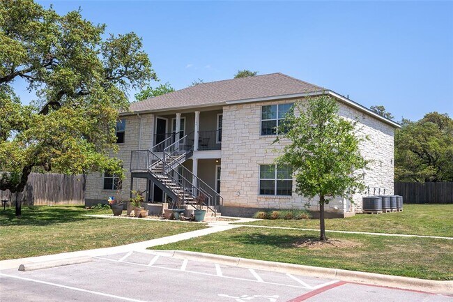 Building Photo - 304 Stubblefield Ln