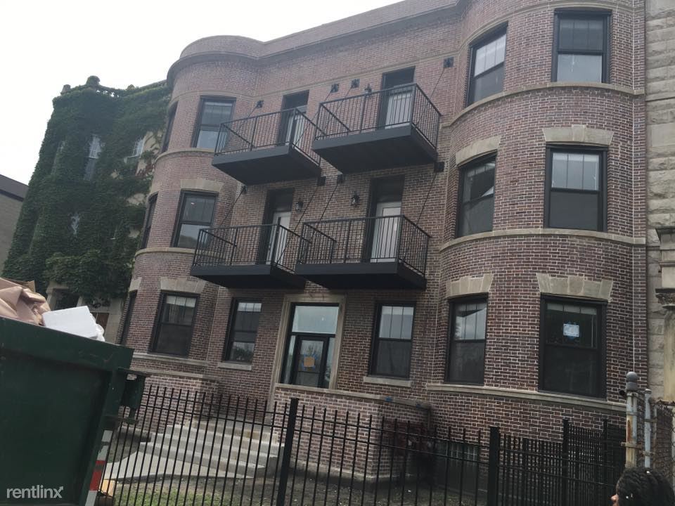 Primary Photo - 6320 S Ingleside Ave