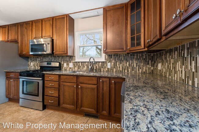 Foto del edificio - 3 br, 2.5 bath House - 11117 Kingfisher Drive