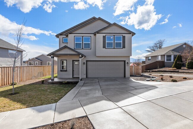 Building Photo - 1626 Dragon Tail Pl