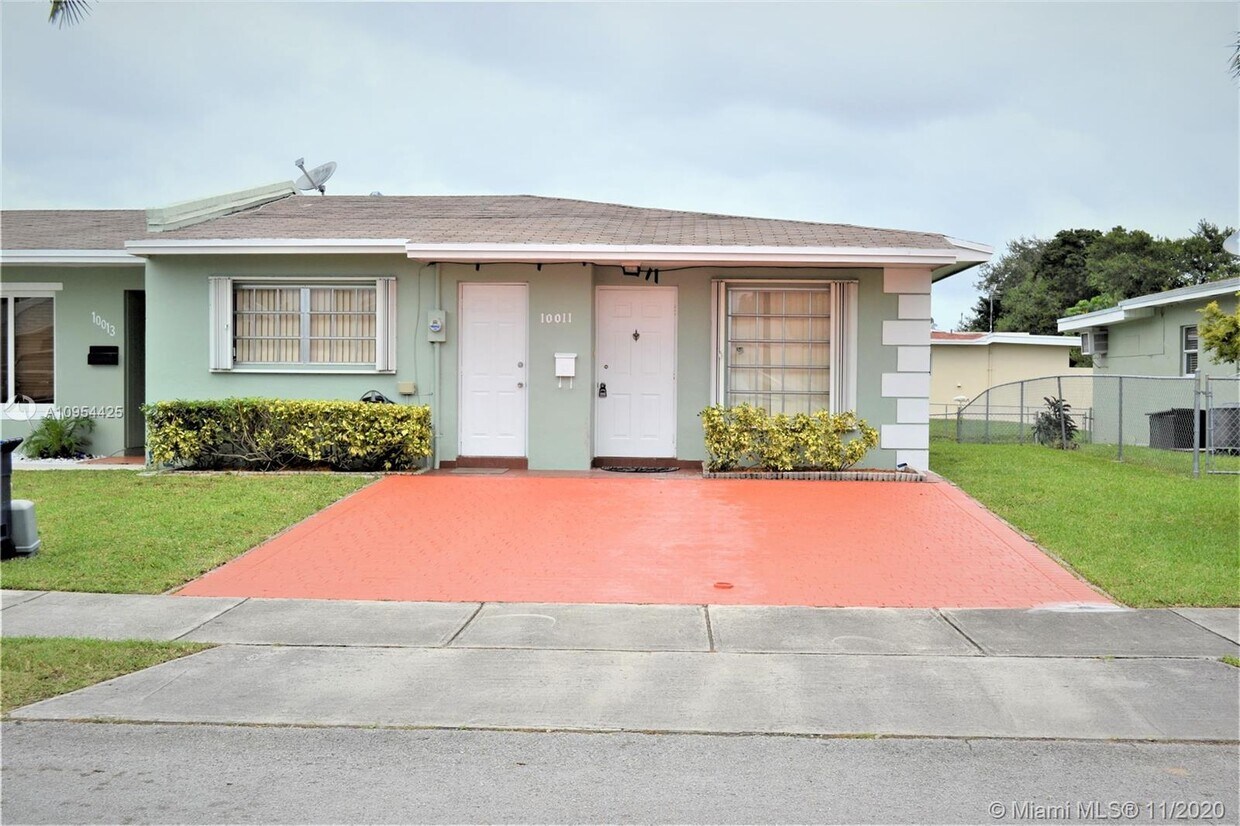 10011 SW 23rd Terrace, Miami, FL 33165 House Rental in Miami, FL