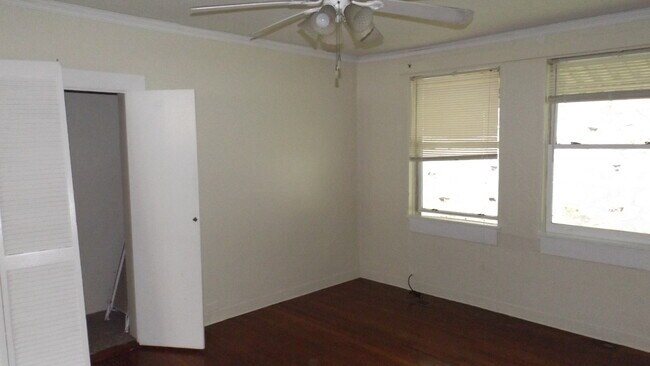Building Photo - Nice 3 Bedroom 2 Bath Home in Sylva $1500 ...