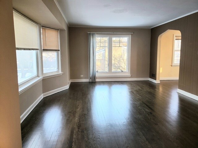 Foto del edificio - 7315 W 127th St