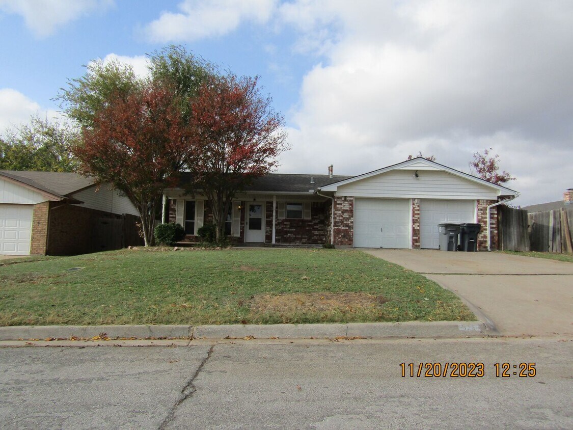 Primary Photo - Terrace Hills Area!