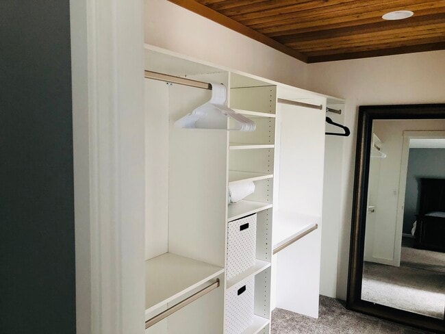 Building Photo - 5201 W 14th Ave