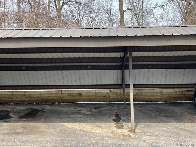 Building Photo - 30042 W 12 Mile Rd