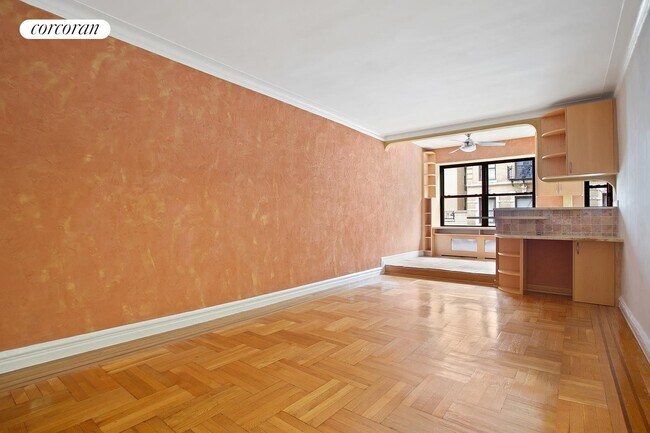 Building Photo - 210 W 103rd St