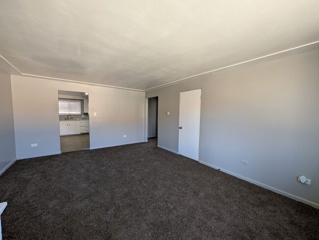 Building Photo - 1741 Clinton St