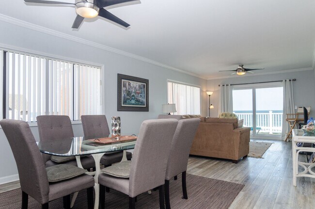 Foto del edificio - (C092) 1423 South Lake Park Blvd, Unit 3F,...