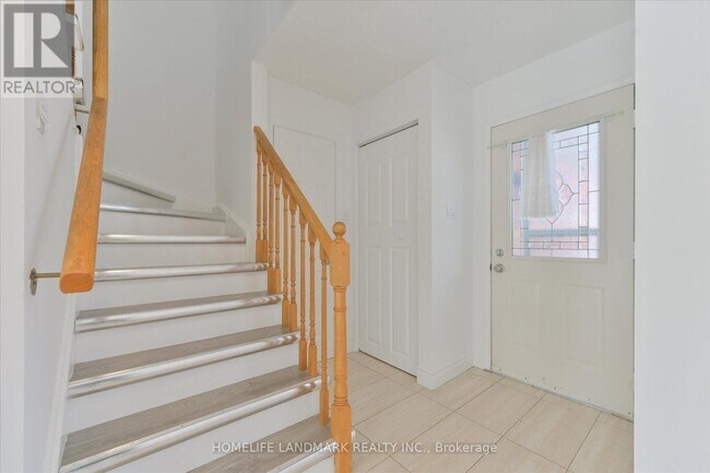 Photo du bâtiment - 29 Drake Dr