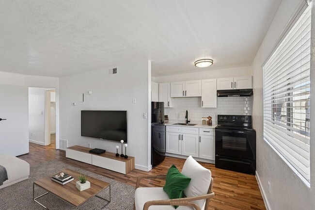 Interior Photo - The Tallows at Peoria