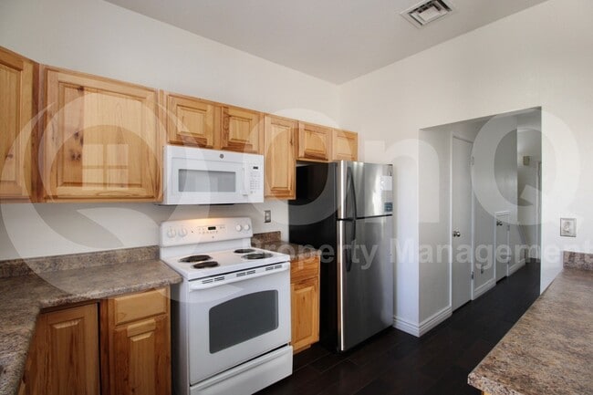 Building Photo - 3431 W Morrow Dr