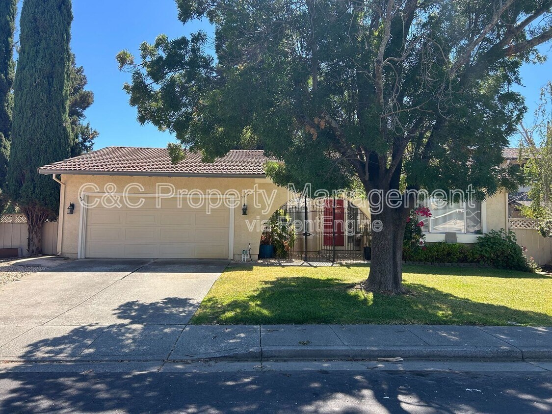 Foto principal - 3432 Norwalk Pl