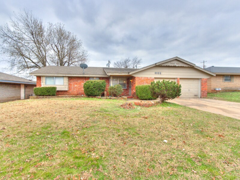 Photo - 8604 NE 33rd St (Spencer, OK)