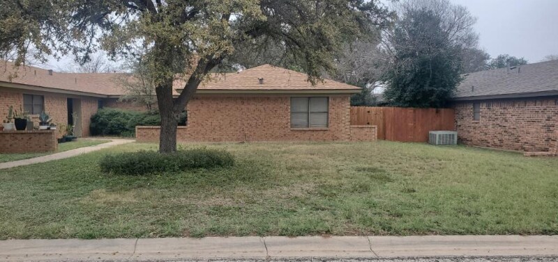 Primary Photo - 3510 Greenridge Dr