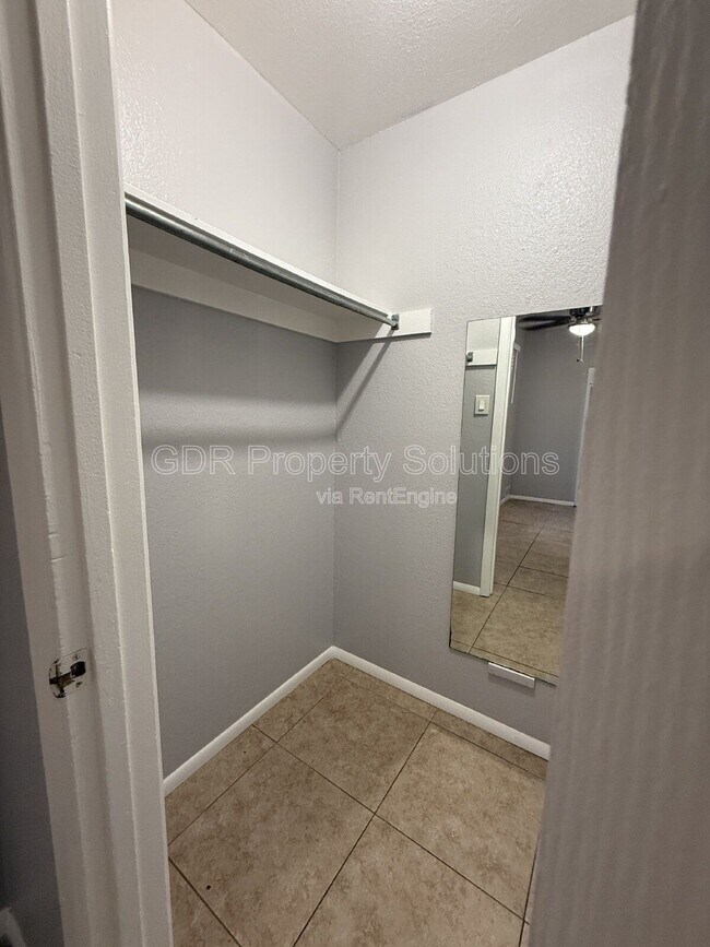 Foto del edificio - 401 14th St NW