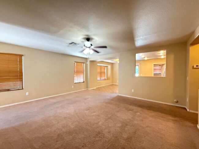 Building Photo - Dobbins Creek, Phoenix Rental