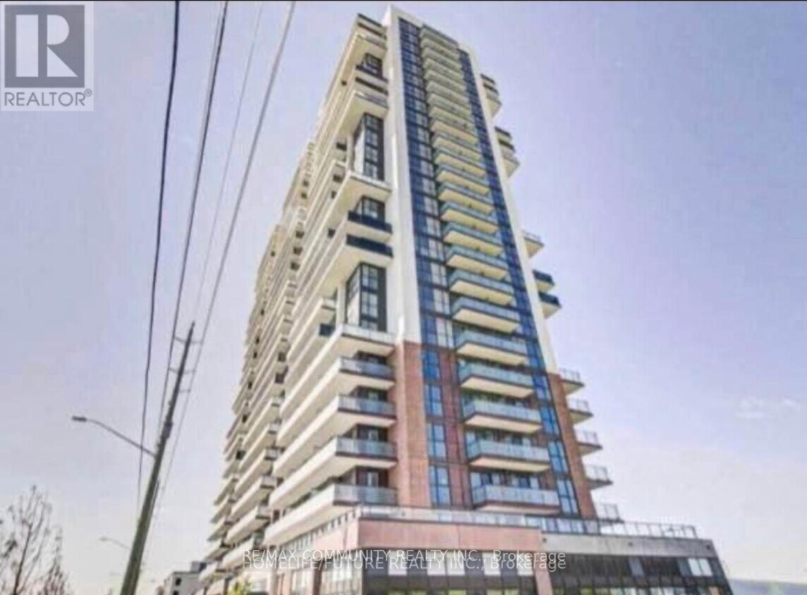 Photo principale - 2550-2550 Simcoe St N