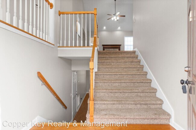 Building Photo - 5 br, 3 bath House - 3405 Quicksilver Lane